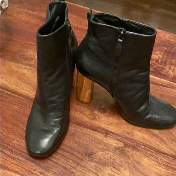 Tory Burch Shoes - Tory Burch black leather ankle boot